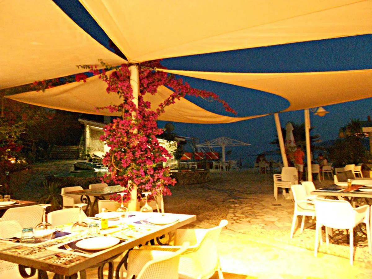 Bougainville Bay Resort - Villa 11 Saranda Extérieur photo